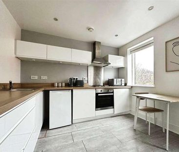 Ream Court, Ryemead Boulevard, High Wycombe, Buckinghamshire, HP11 - Photo 3