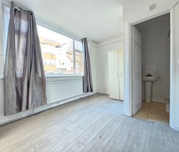 Studio Flat, Riverside Road, N15 - Photo 3