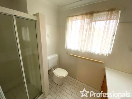 154 Gurwood Street, Wagga Wagga NSW 2650 - Photo 2