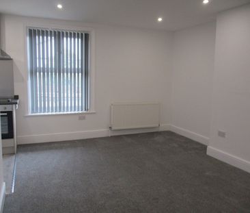 Studio Flat, Slatey Road, CH43 - Photo 6