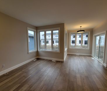 92 Potter Dr, Odessa, ON K0H 2H0 - Photo 1