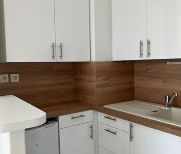 Location Appartement 2 pièces 42m² - Photo 5