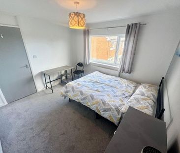 4 bedroom house share to rent - Photo 4