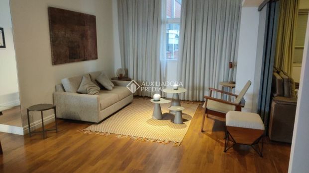 Apartamento com 3 quartos e 137m² para alugar em Jardim Paulista, São Paulo. - Photo 1