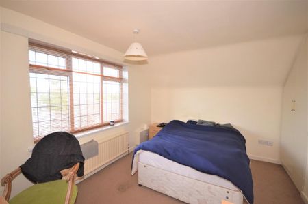 5 bedroom detached house to rent - Photo 5