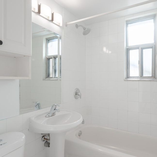 For Lease - 875 Avenue Road Unit# 5, Toronto, Ontario - Photo 1