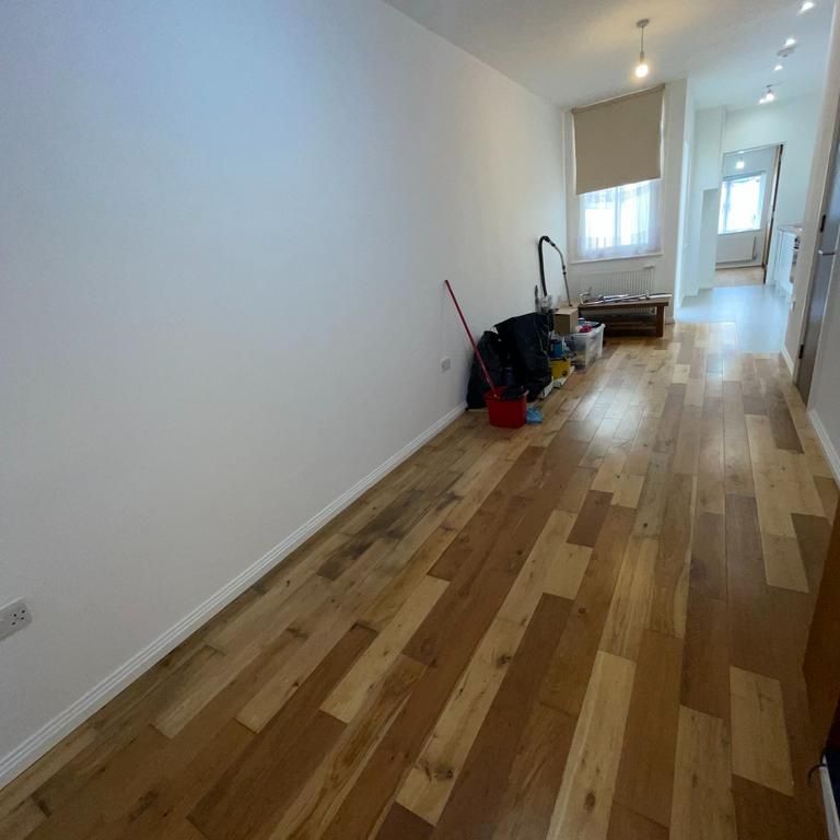 4 bedroom terraced house to rent - Photo 1