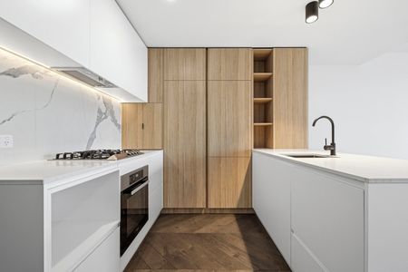 Stylish Urban Living with Breathtaking Views - Photo 4