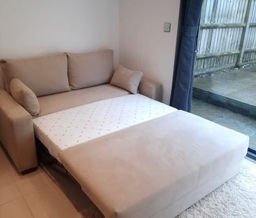 Room in a Shared House, Pallister Terrace, SW15 - Photo 1