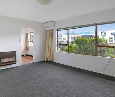 Lovely Two Bedroom in Community Village. - Photo 4