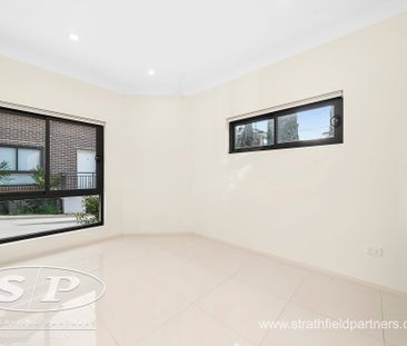 1/82 Highclere Avenue, Punchbowl NSW 2196 - Townhouse For Rent | Do... - Photo 4