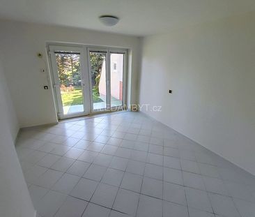 Pronájem bytu 1+1 32 m² - Фото 1