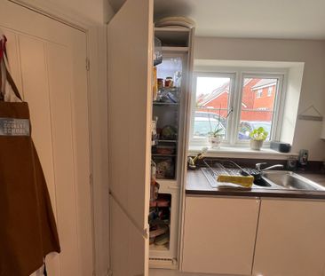 NEWTON LEYS - 3 BEDROOM HOUSE - Photo 5