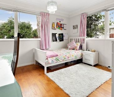 Family home in Manurewa - Photo 3