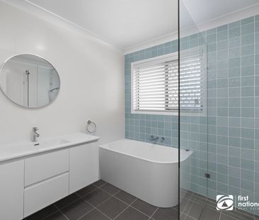 RECENTLY RENOVATED TOWNHOUSE IN GREAT LOCATION! - Photo 1