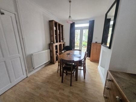 Bolsover Road BN3 5HP 3 bedroom terraced house to rent - Photo 2