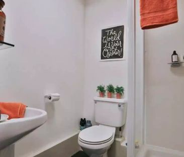 Classic Shared Apartment - Photo 6