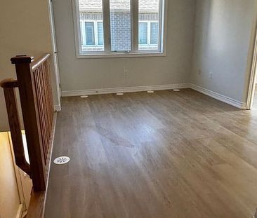 For Lease - 7 Waterleaf Road Unit# Coach, Markham, Ontario - Photo 4