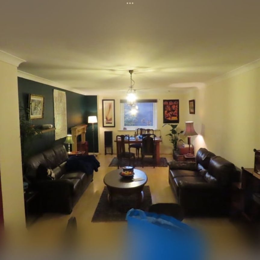 Room in a Shared Flat, Fairley Street, G51 - Photo 1