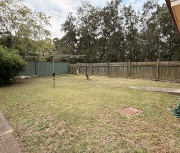 When space and location are key - Photo 1