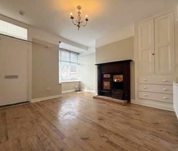 Church Road, North Ferriby - Photo 1