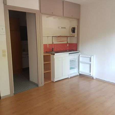 Location Appartement 1 pièce 19m² LILLE 59000 - Photo 4