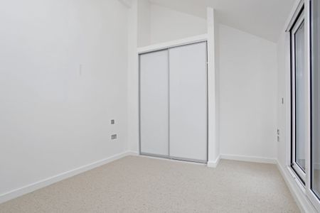 Wharf Street London SE8 - Photo 3