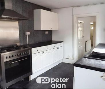 3 bedroom property to rent - Photo 3