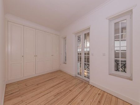 Apartamento T3 para arrendamento sem móveis com piscina e jardim no Rato em Lisboa - Photo 2