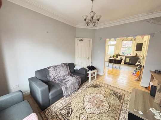 4 bedroom house to rent - Photo 1