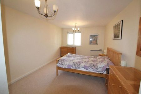 2 bedroom apartment to rent - Photo 5