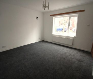 3 bedroom end of terrace house to rent - Photo 6