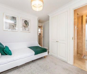 3 bedroom terraced house to rent - Photo 4