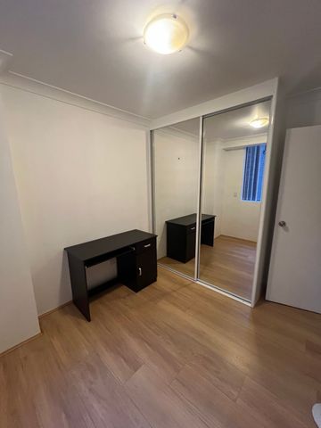 Hurstville - Photo 3