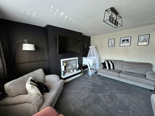 Newlyn Avenue, Maghull, Liverpool, L31 6AX - Photo 1