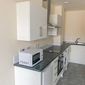 1 BED Studio flat To rent - Photo 2