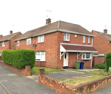 3 bedroom semi-detached house to rent - Photo 1