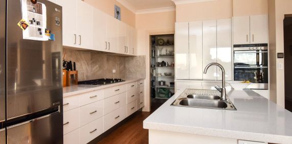 Move-In Ready Share House – Ideal for Students/FIFO - Photo 2