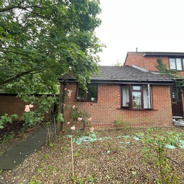 Roundhill Way, Loughborough, LE11 4WB - Photo 2