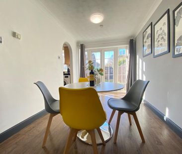 3 bedroom terraced house to rent - Photo 5