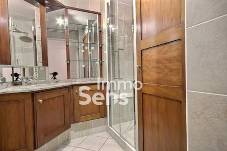 Location appartement - La Madeleine - Photo 5