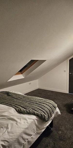 1 bedroom in a house share to rent - Photo 1