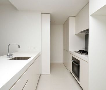 1014/108 Flinders Street, Melbourne VIC 3000 - Photo 4