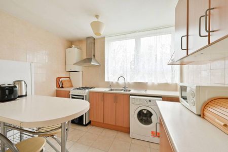 2 bedroom flat to rent - Photo 5
