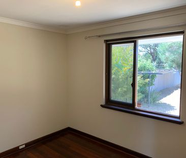 Classic Comfort on Campsbourne - Photo 3