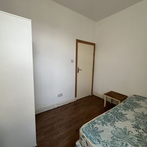 Room in a Shared House, Refurbished Mmu Uom Piccadilly Stat, M12 - Photo 2