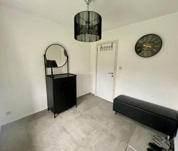 Rustig gelegen woning in het groen van Ronse - Photo 1