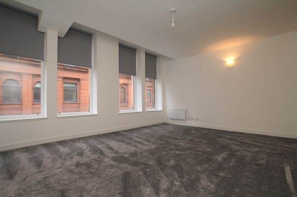 Virginia Street Flat 2/1 - Photo 1