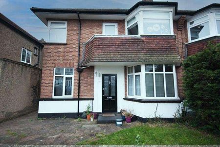 Station Road, Leigh-on-sea, SS9 - Photo 2