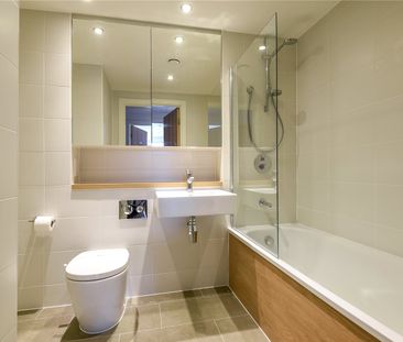1 bedroom Flat in Hewitt, Reading - Photo 6